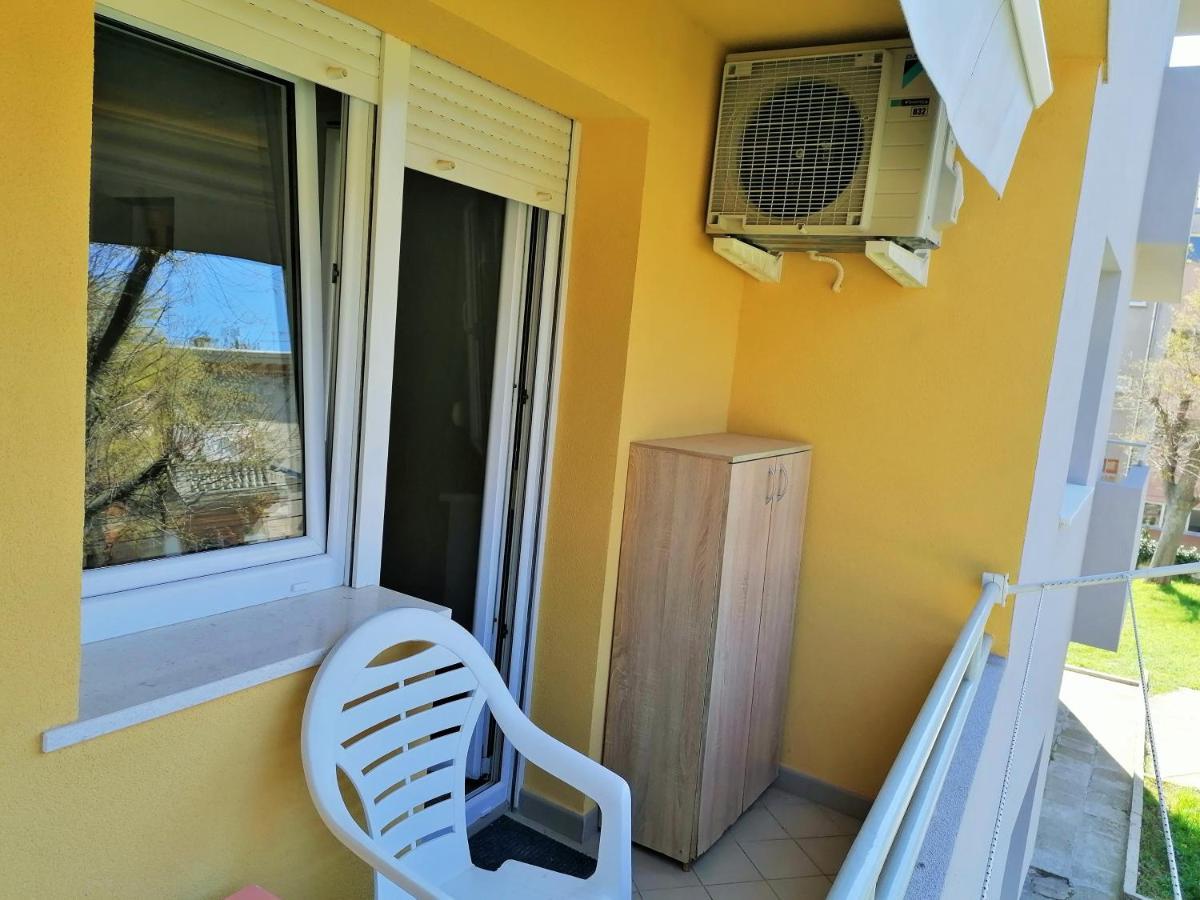 Bright & Cozy Pula Apartment Екстериор снимка