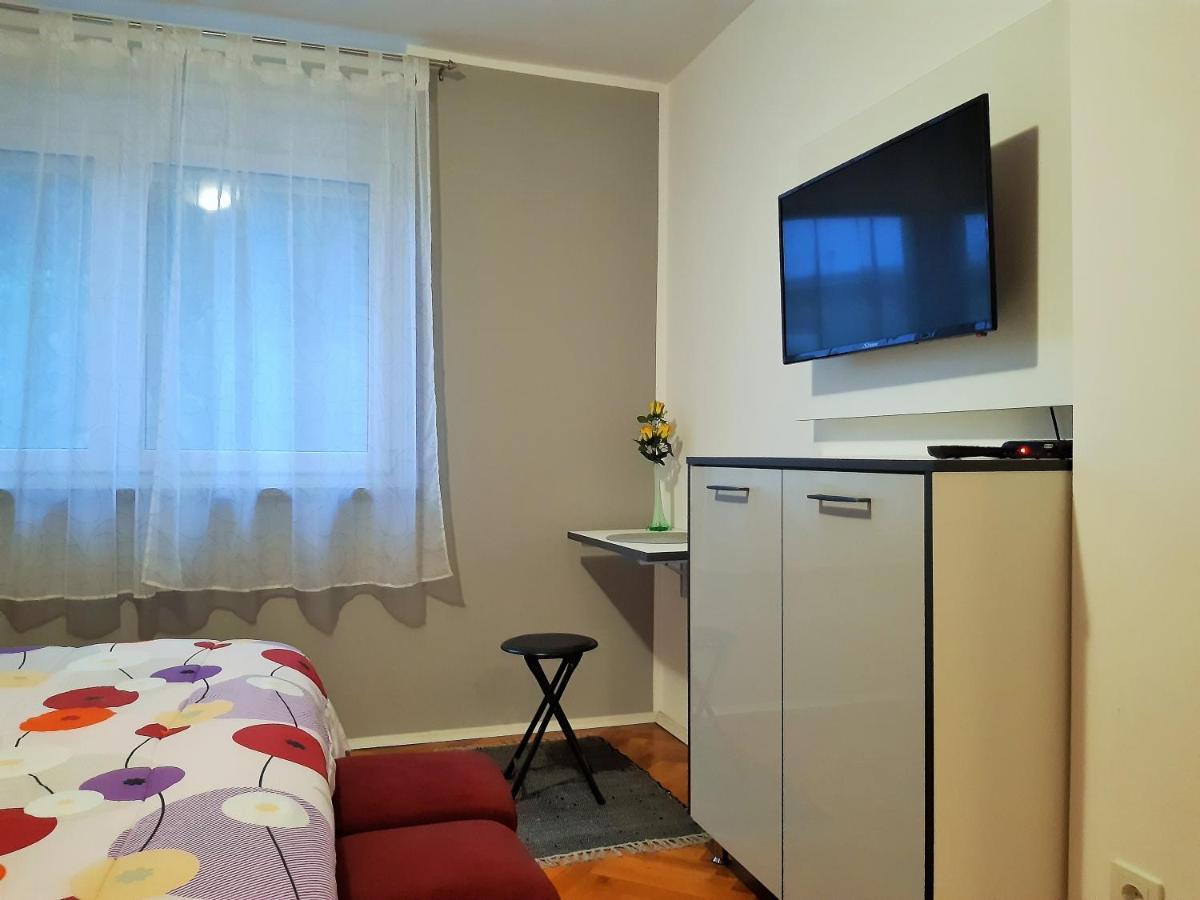 Bright & Cozy Pula Apartment Екстериор снимка