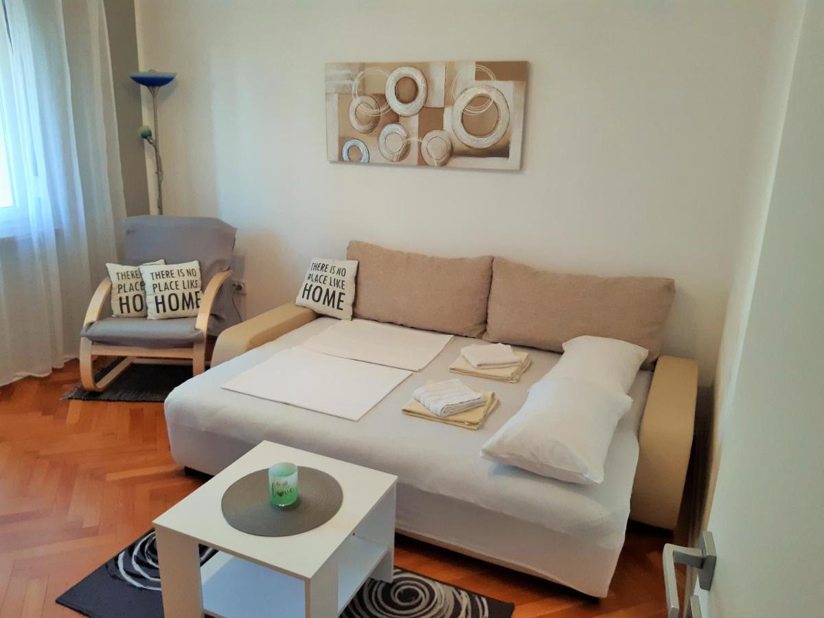 Bright & Cozy Pula Apartment Екстериор снимка